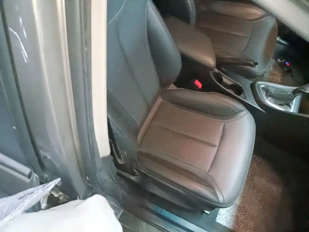 Buick Excelle — миниатюра 25