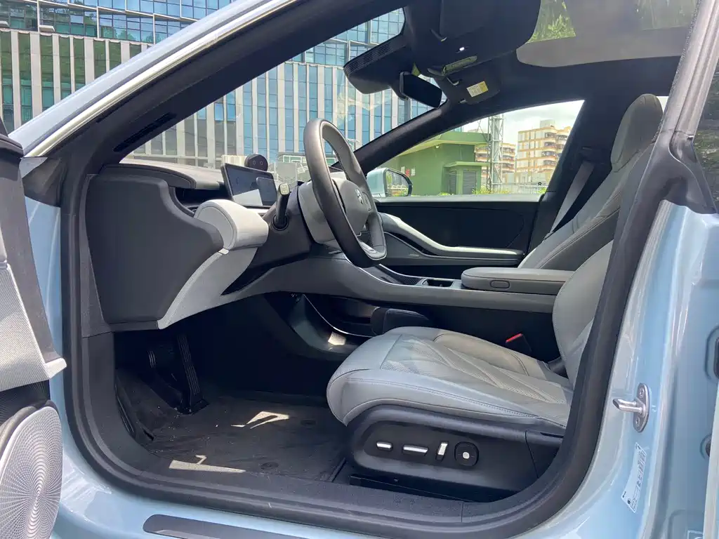 NIO ET5 T 2025 75kWh Touring