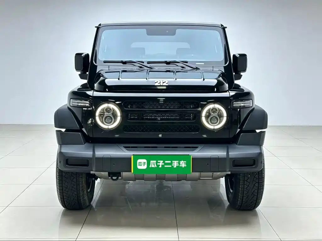 212 212 T01 — миниатюра 3