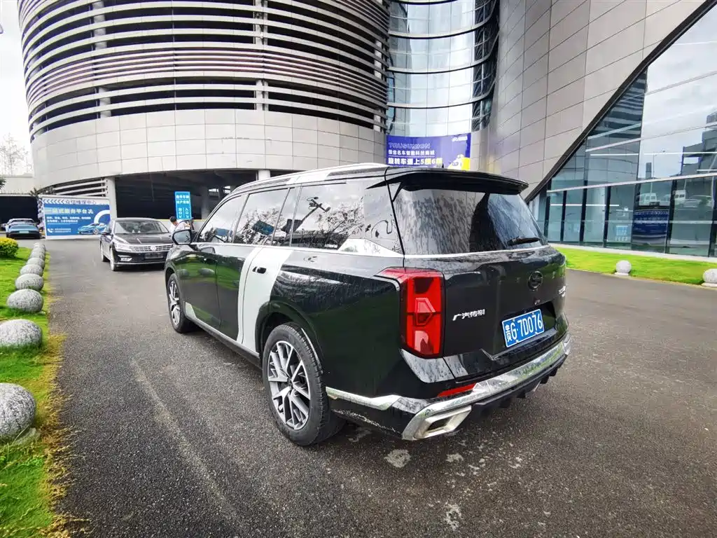 GAC GS8 2022 2.0TM Luxury （ мест）