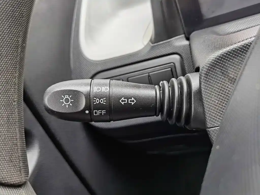 Wuling MINIEV — миниатюра 21
