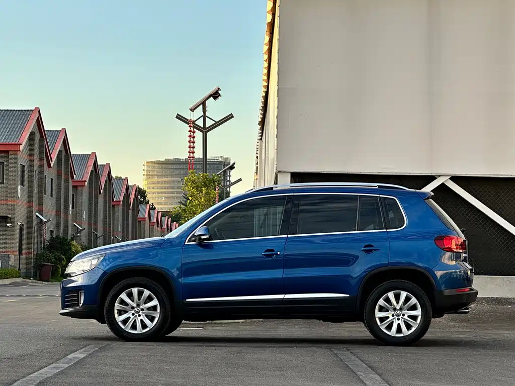 Volkswagen Tiguan 2013 1.8TSI AT Luxury
