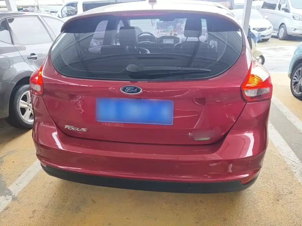 Ford Focus — миниатюра 6