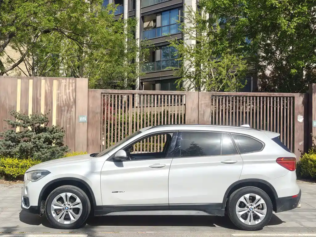 BMW X1 — миниатюра 17
