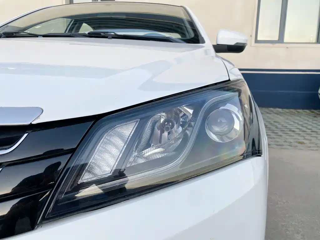 Geely Emgrand — миниатюра 16
