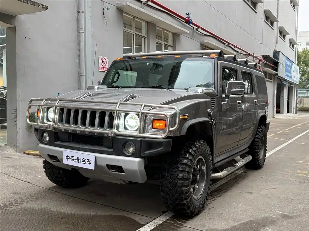 Hummer H2 2010