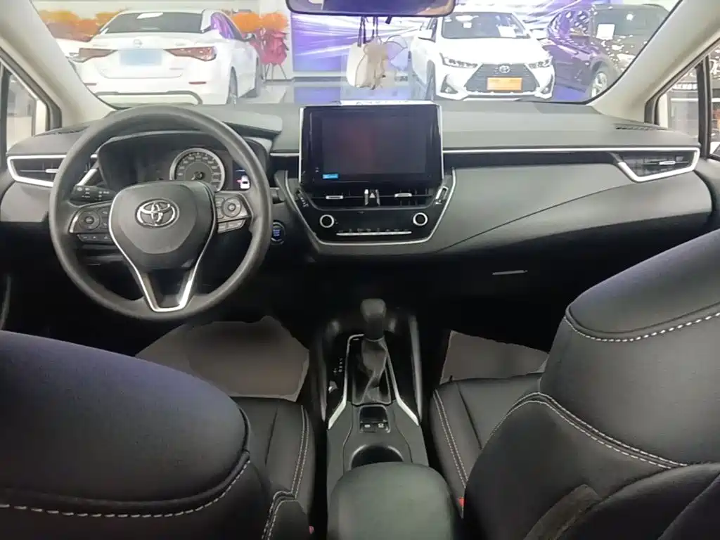 Toyota Corolla — миниатюра 10