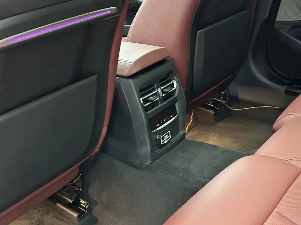 BMW 3 Series — миниатюра 17