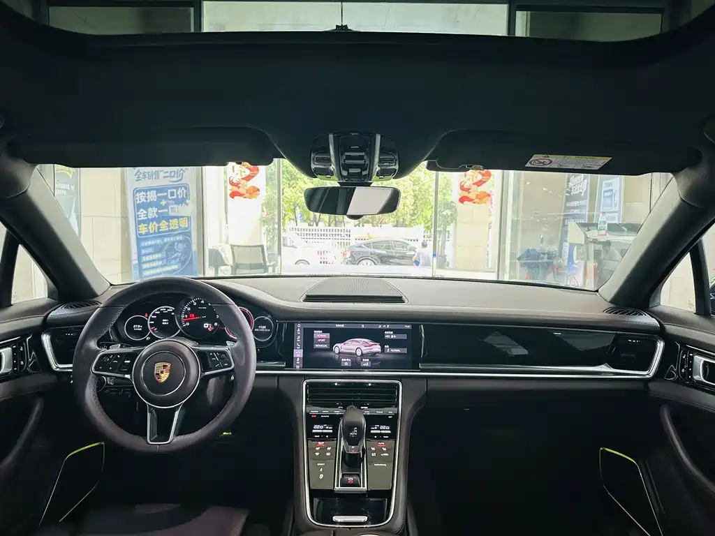 Porsche Panamera — миниатюра 6