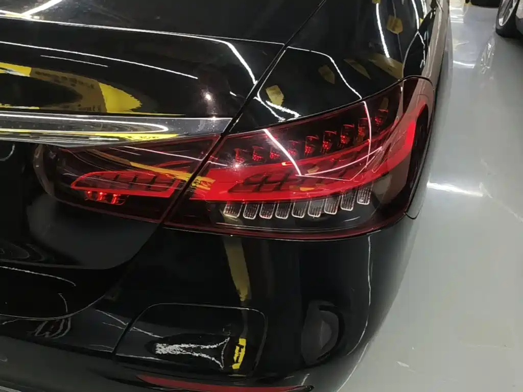 Mercedes-Benz E-Class New Energy — миниатюра 8