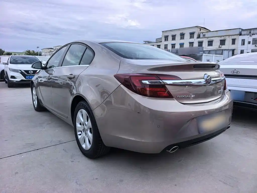 Buick Regal — миниатюра 5