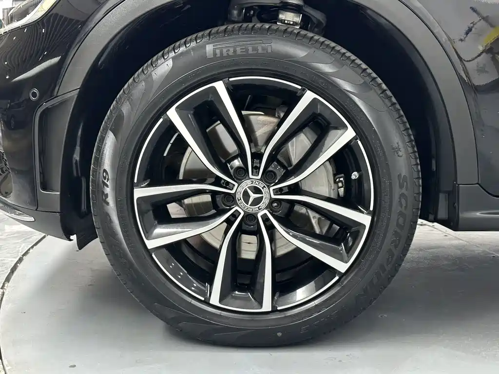 Mercedes-Benz GLC — миниатюра 24