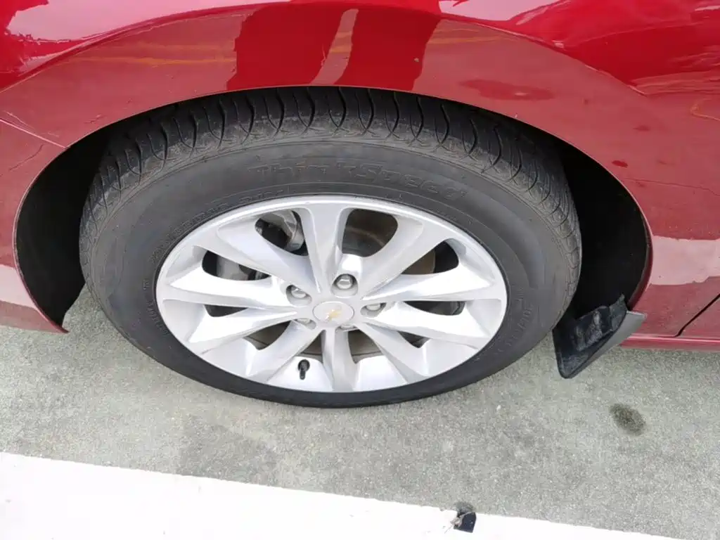 Chevrolet Cruze — миниатюра 23