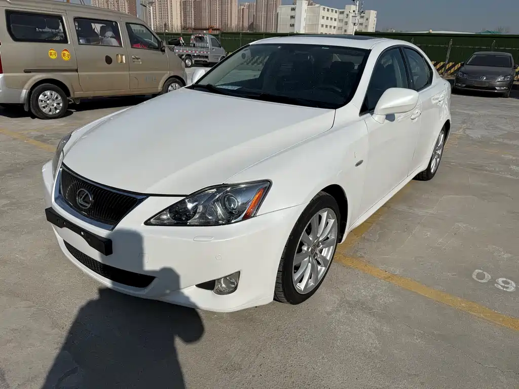 Lexus IS 2008