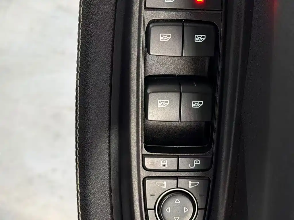 BYD Qin Pro NEV — миниатюра 4