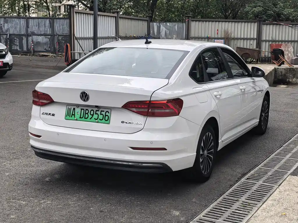 Volkswagen Lavida Pure Electric — миниатюра 4