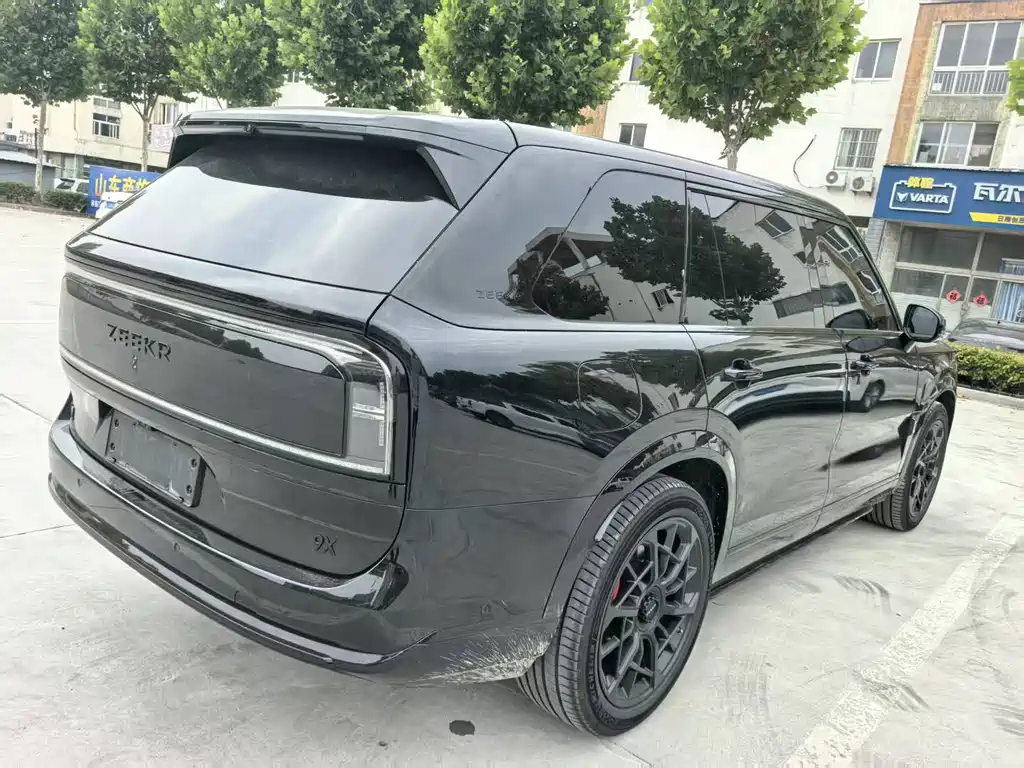 Zeekr 9X 2025 70kWh