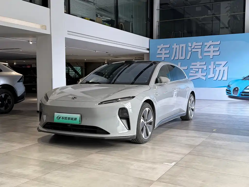 NIO ET5T