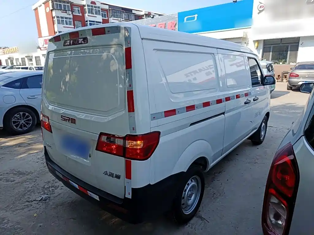Jinbei X30 2024 1.5L Champion 2/5 мест