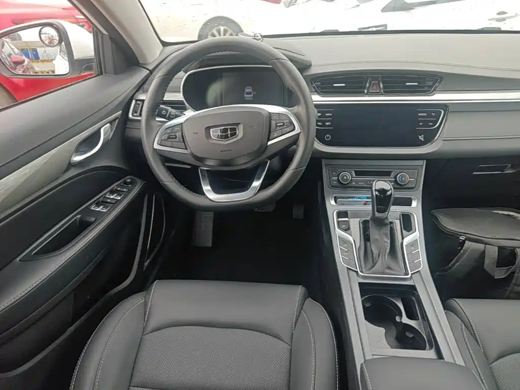 Geely Emgrand — миниатюра 11