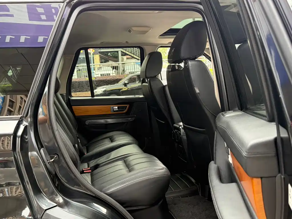 Land Rover Range Rover Sport 2012 3.0 TDV6 HSE