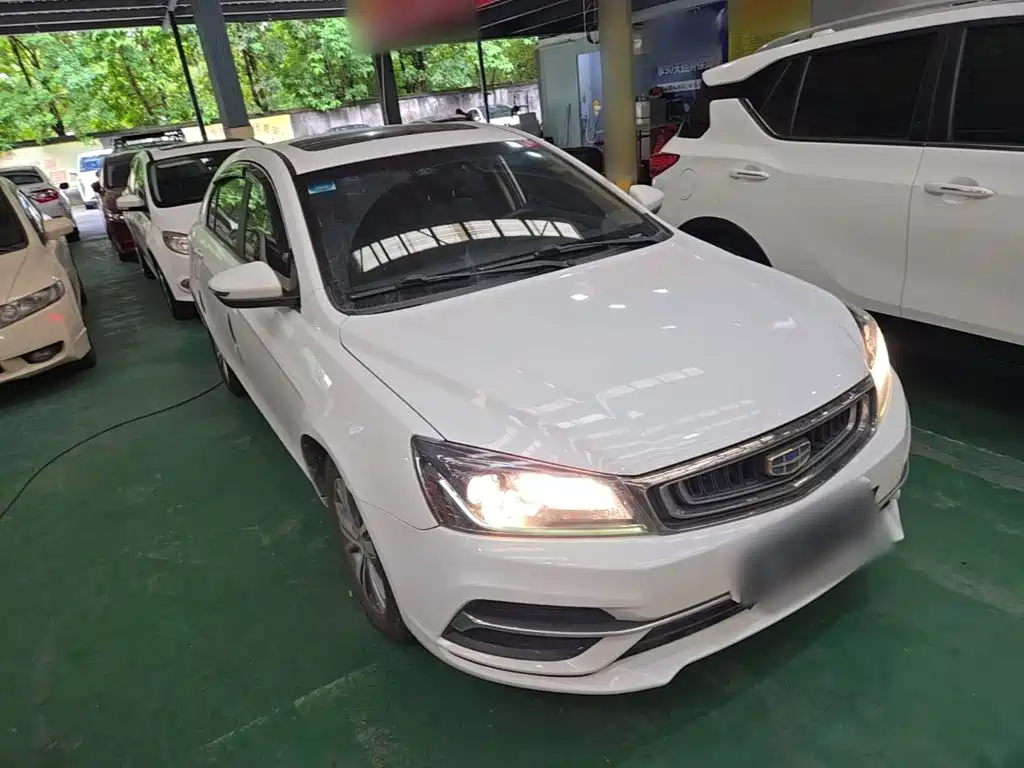 Geely Emgrand — миниатюра 4