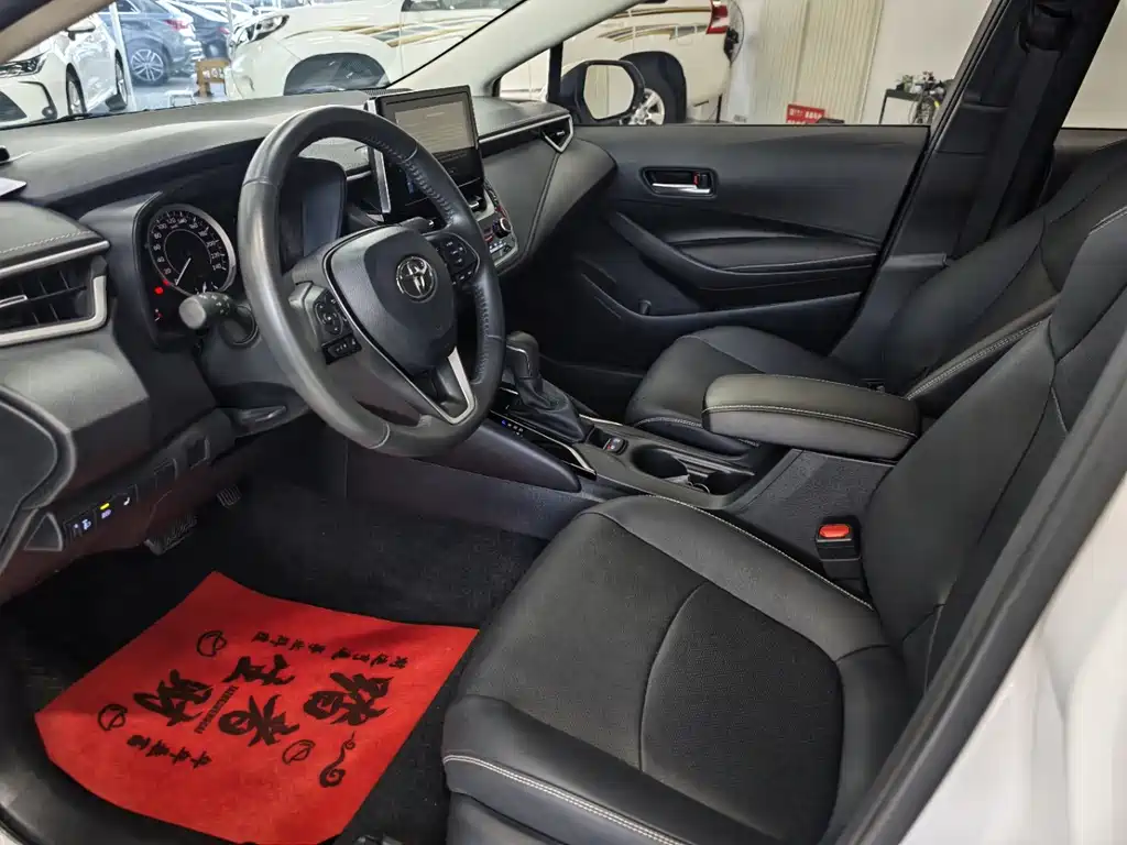 Toyota Corolla — миниатюра 6