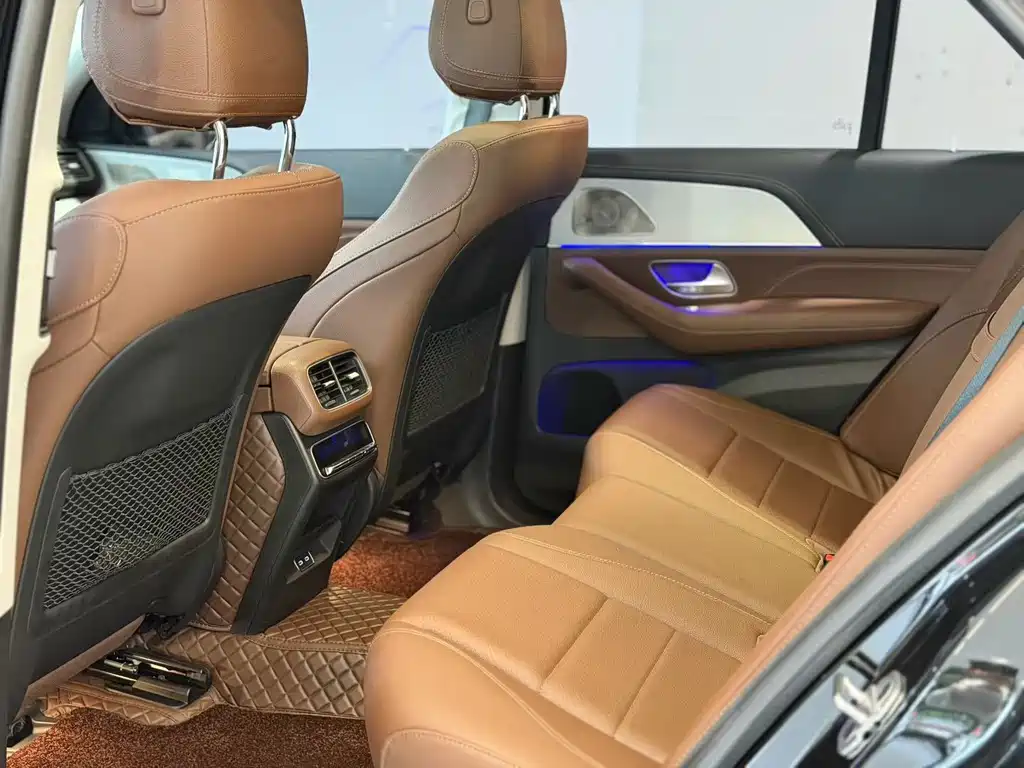 Mercedes-Benz GLE (Import) — миниатюра 4