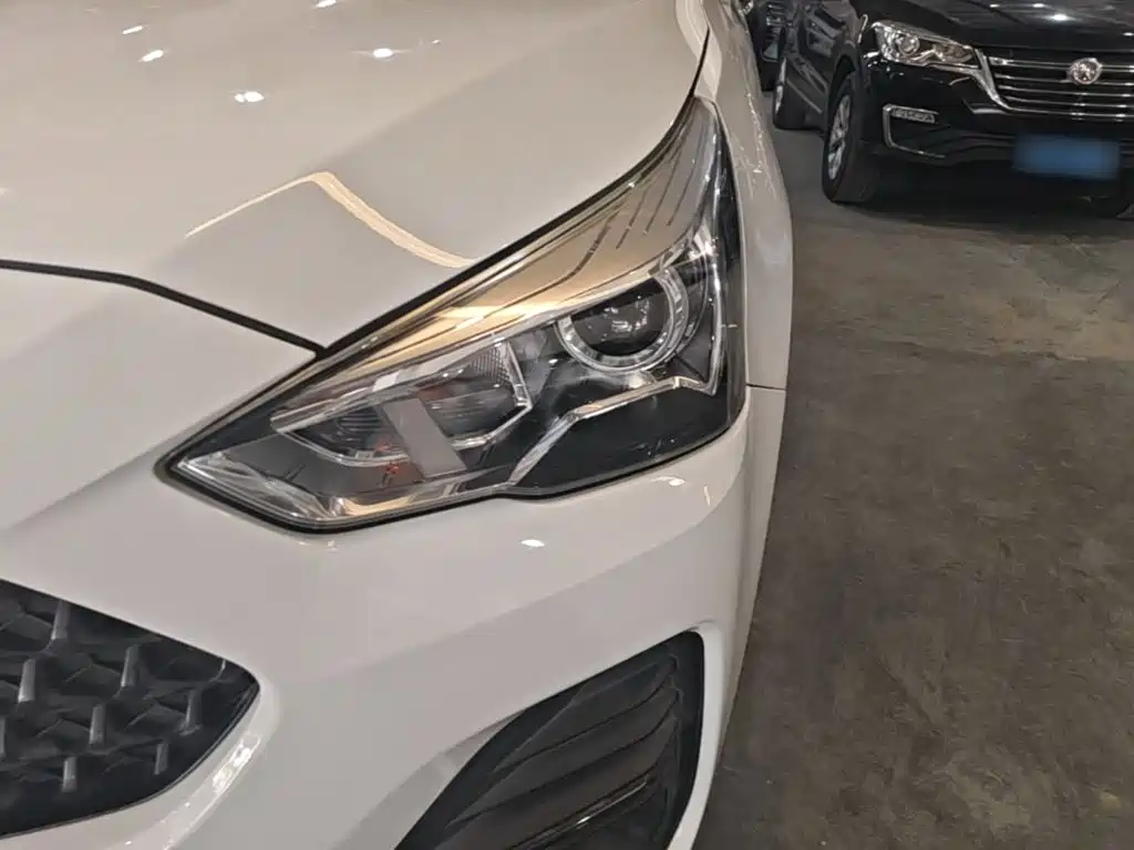 Haval M6 — миниатюра 24