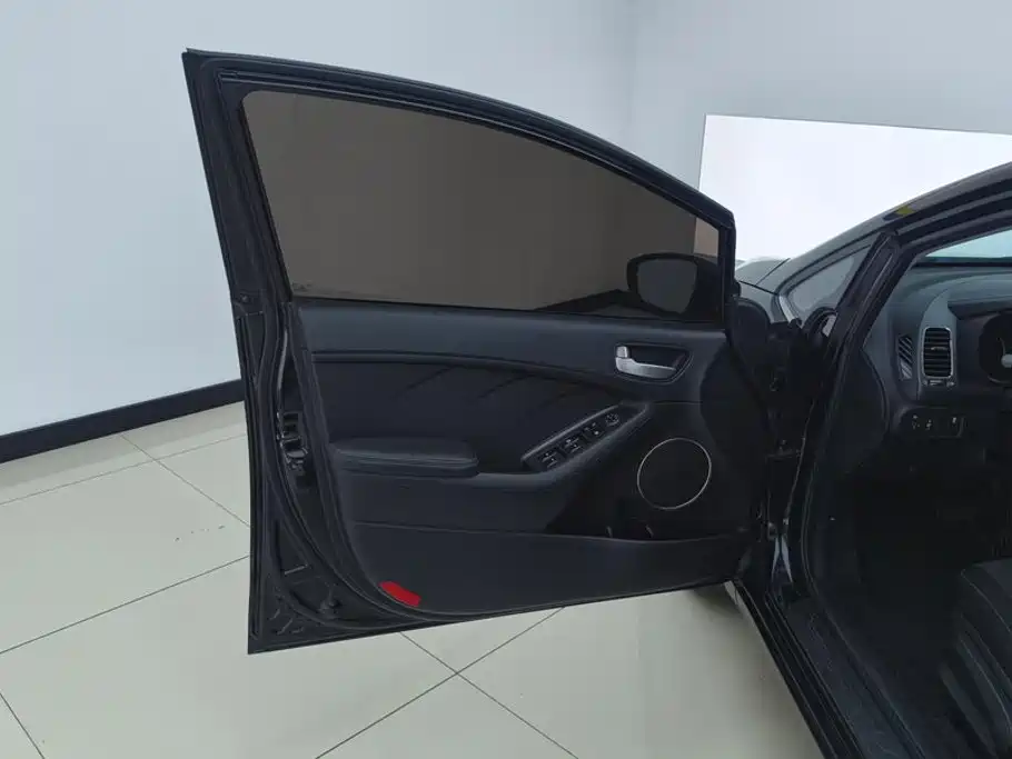 Kia K3 — миниатюра 7