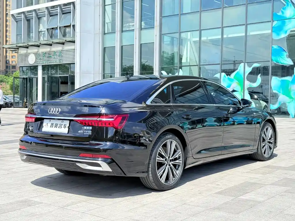 Audi A6L 2023 — фото 7