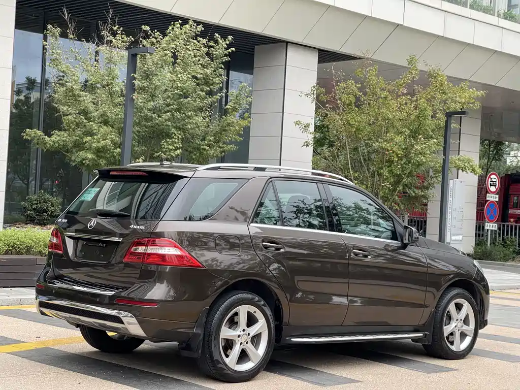 Mercedes-Benz M-Class — миниатюра 4