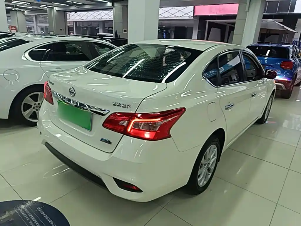 Nissan Sylphy — миниатюра 7