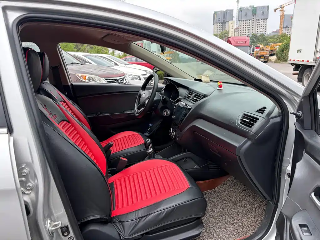 Kia K2 — миниатюра 6