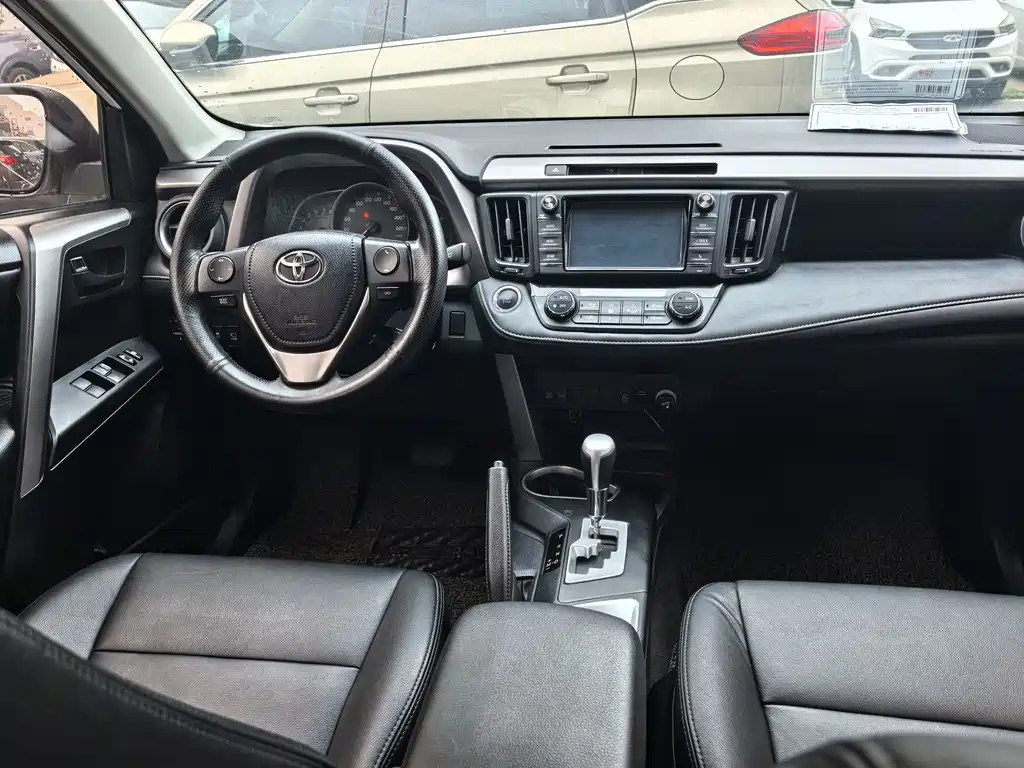 TOYOTA RAV4 RONGFANG