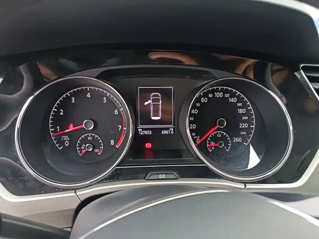 Volkswagen Touran — миниатюра 12