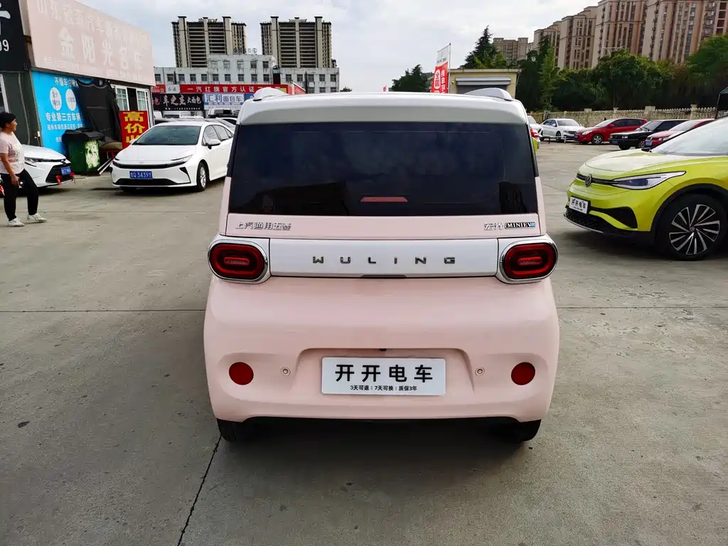 Wuling MINIEV — миниатюра 7