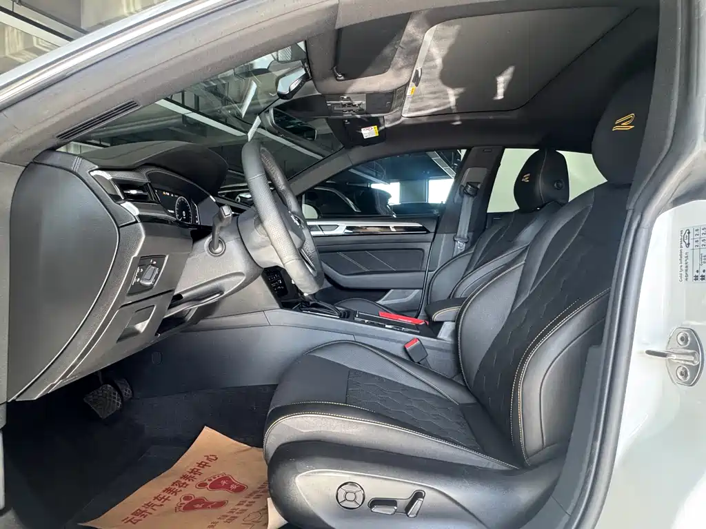 Volkswagen FAW - Passat CC CC 2026 3000 380TSI