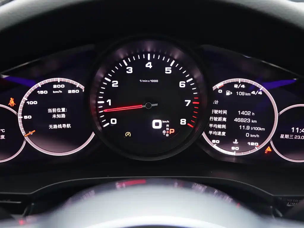Porsche Cayenne — миниатюра 16