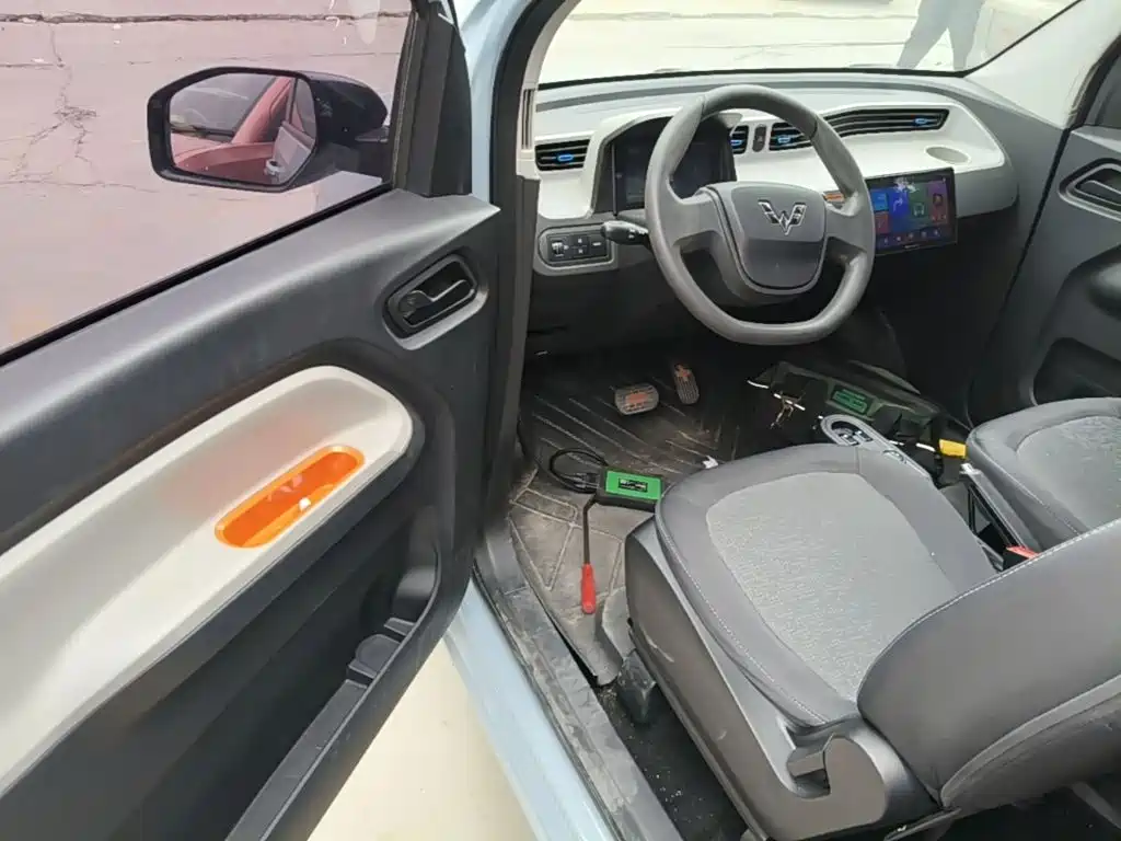 Wuling MINIEV — миниатюра 16