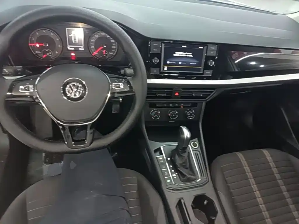 Volkswagen Lavida — миниатюра 10
