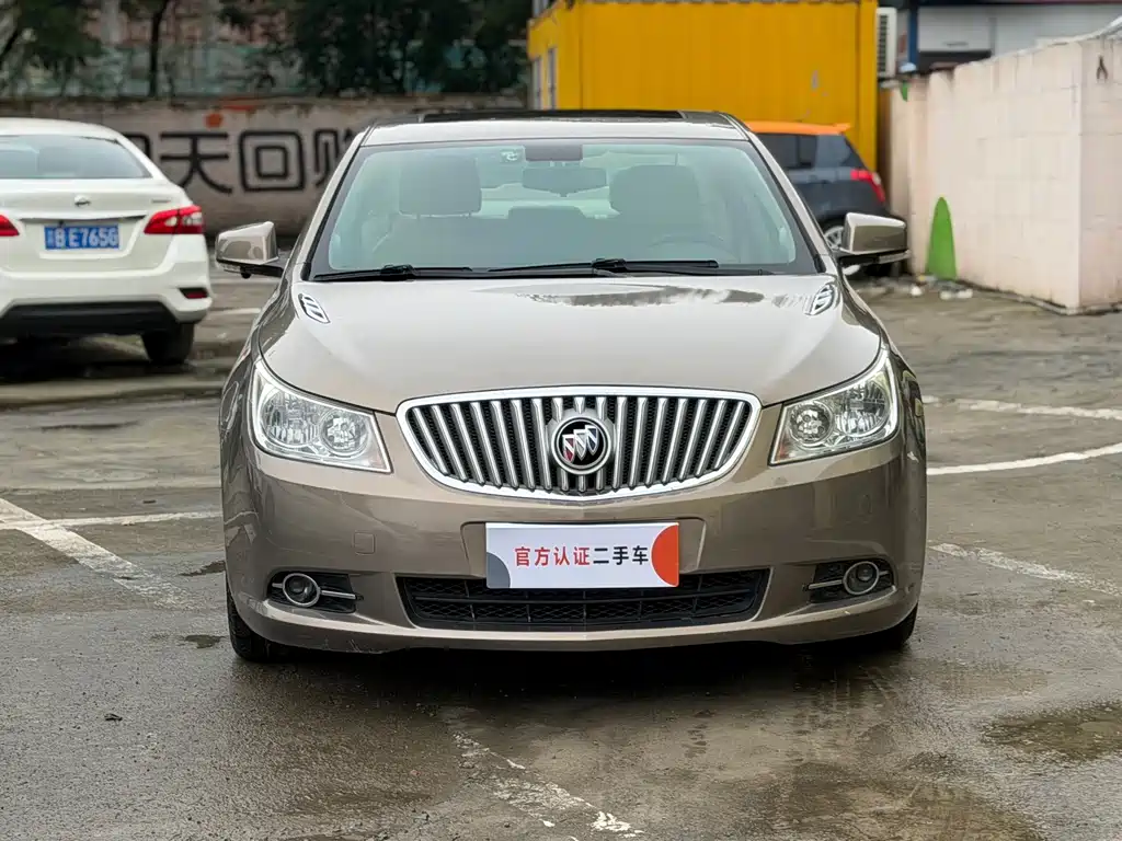 Buick LaCrosse — миниатюра 2