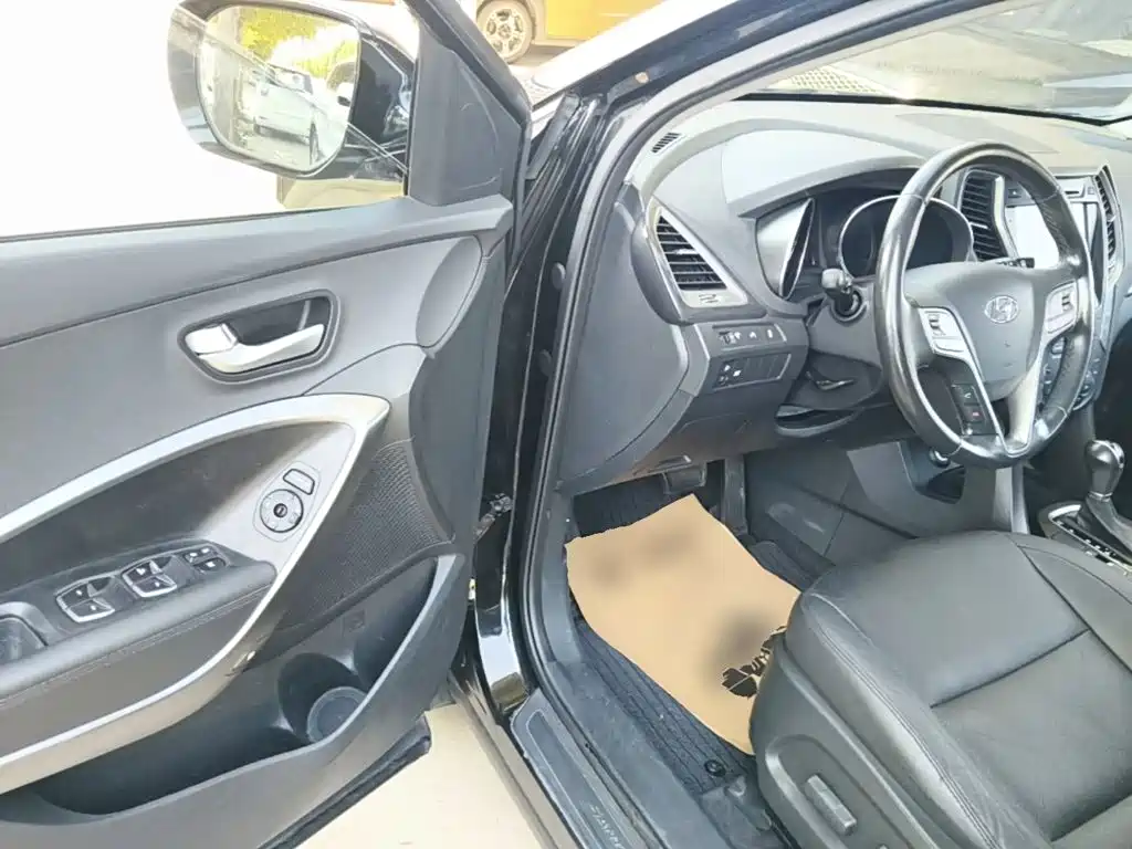 Hyundai Santa Fe — миниатюра 16