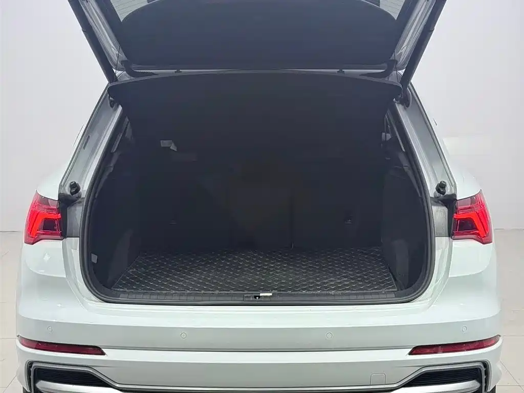 Audi Q3 — фотографии объявления, Фото 15
