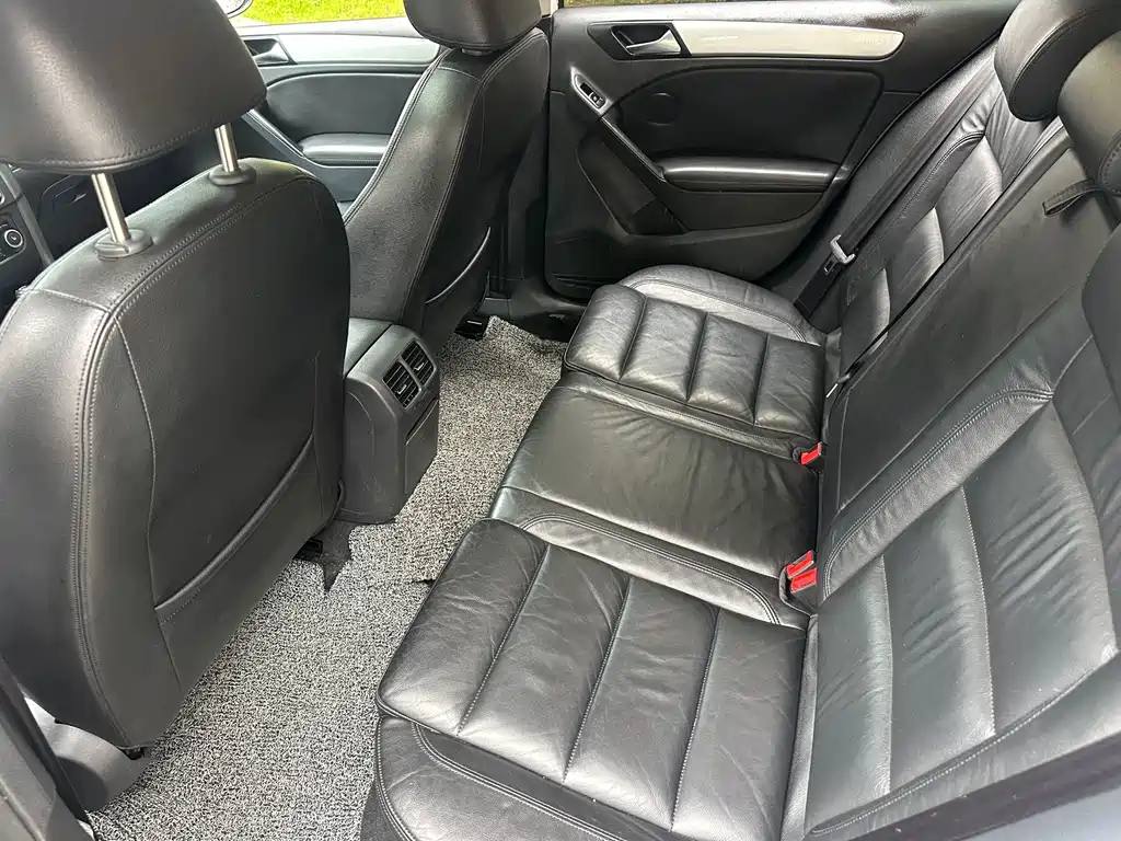 Volkswagen Golf — миниатюра 11