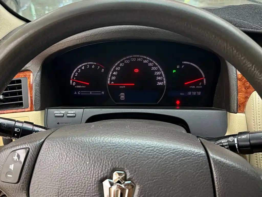 Toyota Crown 2006 2.5L Royal