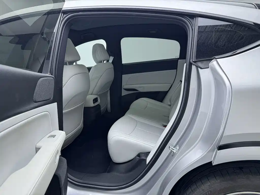 XPeng G6 — миниатюра 8