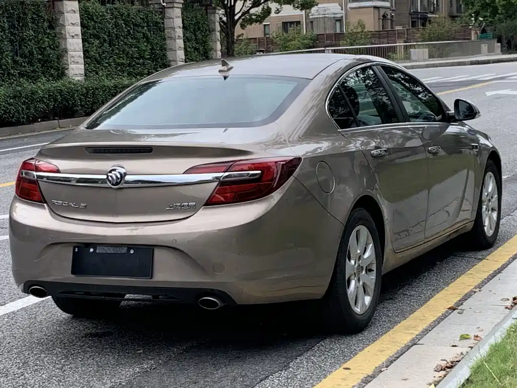 Buick Regal — миниатюра 6
