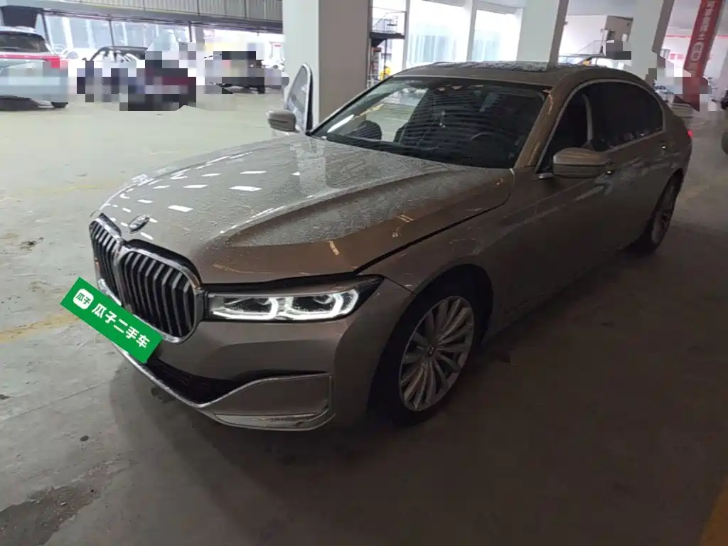 BMW 7 Series — миниатюра 2