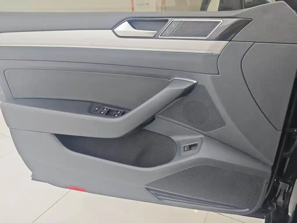 Volkswagen Magotan — миниатюра 10